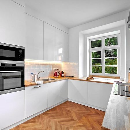 Downtown Suites Mala Strana Prague Exterior photo